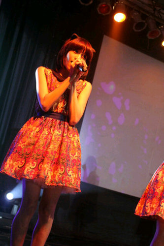 1st fanbase @GigiChiBi from Samarinda • Pround to be Twibi ◦^⌣^◦ Followed by her on 22 januari 2012 • Enjoy w/ admin 1,2,3 \(◦'▽'◦)/