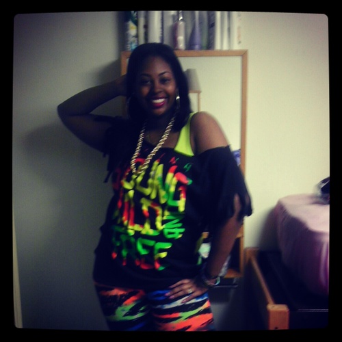 #TEAMFOLLOWBACK #TEAMARIES #TEAMChrisBrown #TEAMMIZZOU 
 Follow Me On IG:@ Extra_Elana
