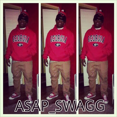 follow me taylorgang! #TeamTGOD #TeamTaylorgangorDie #teamfollowback #teamme#teamasap_fuckswagg#teambitch_amtylerrichmond