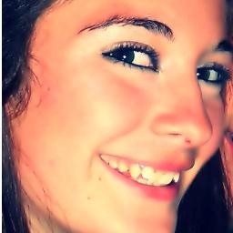 MODELO PROFESIONAL Y PROMOTORA