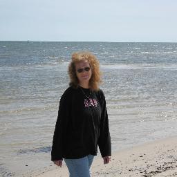 Retired Medical Professional, living near the Beach. New Orleans Saints Fan!