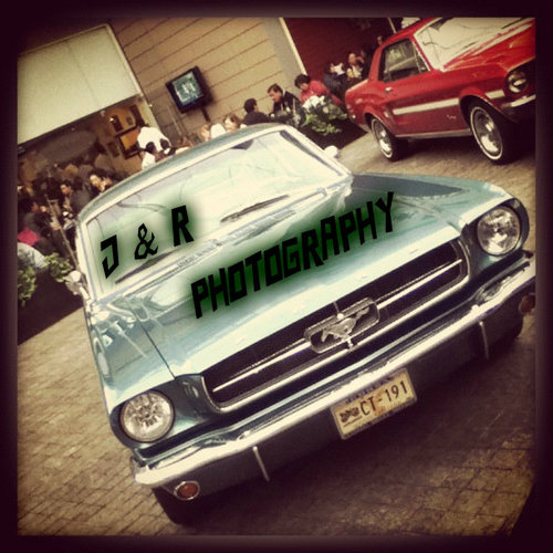 J & R PHOTOGRAPHY 
es una nueva forma de imagen..!!!