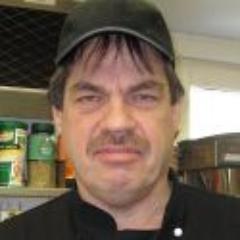 Ekologisk kock som föreläser om Ekologisk mat och entreprenörskap i köket.
Vinnare av Whiteguide Junior! 
Årets hållbara Gastronomi