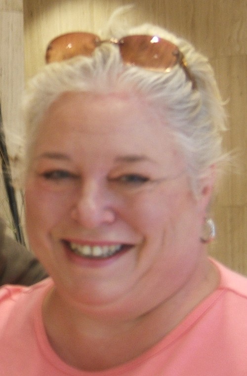 LisaLogan's profile picture. 