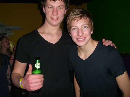 JobEeltink's profile picture. 16 jaar ~ uitgaan ~ vrienden ~ Coldplay