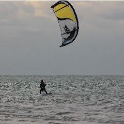 MStumphius's profile picture. Rotterdam melanchthon, hcr JB2, kitesurfen.