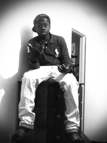 y.n.i.c bitch over yew fuck niggas
