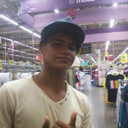 eu amo ser feliz..