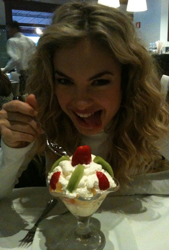 tudo muda nesta vida,tudo na vida e só viver,só não muda o amor que sinto por você @aguiarthur @lua_blanco!!!
