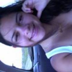 13 anos, aquariana, timida, chata e brava;
Quer saber mais?! Me segue ué! ;P
