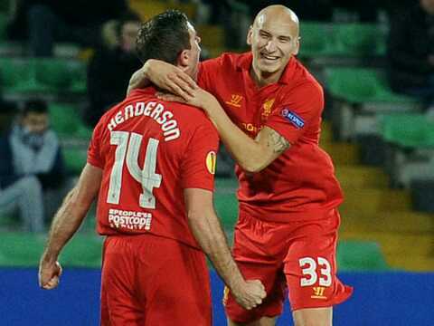 Strictly football account!! I was born the day lfc won the cup in '92 huge lfc fan, #Followback.....I am also an admin on @OnTheMarchWithB