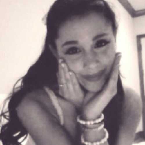 arianaflaming's profile picture. 