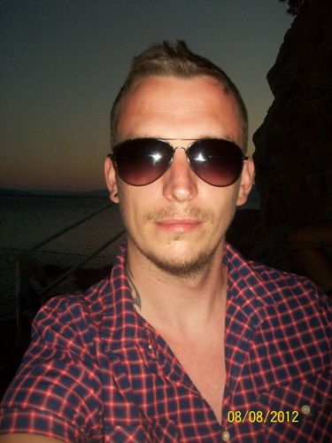 gary339's profile picture. 