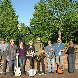 moxiemusicnow's profile picture. 