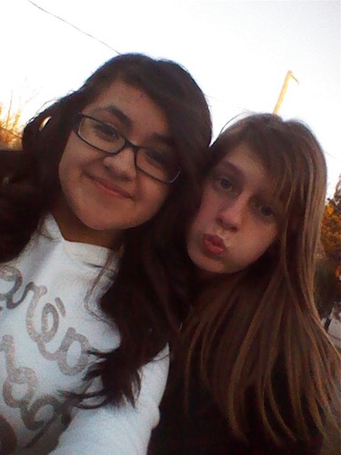 she_failed's profile picture. follow us , we follow back 
follow our personal accounts ;
@No_chinges_guey