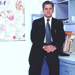 SOY DR EN MEDICINA HOMEOPATICA Y HOMOTOXICOLOGO. EXPERTO EN MTCH DE LOS 5 ELEMENTOS, INSTRUCTOR DE KARATE DO KENSHO KAY.