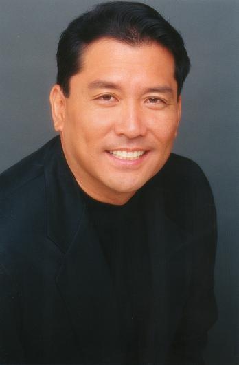 I am a Cosmetic Dentist in Honolulu, who specializes in porcelain veneers, Invisalign, and teeth whitening.