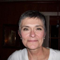Writer, animal lover, teacher, mother, daughter, friend, reader, Baby Boomer and devoted Mom to 3 Boston Terriers
