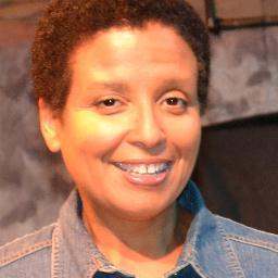 RobynAustin10's profile picture. 