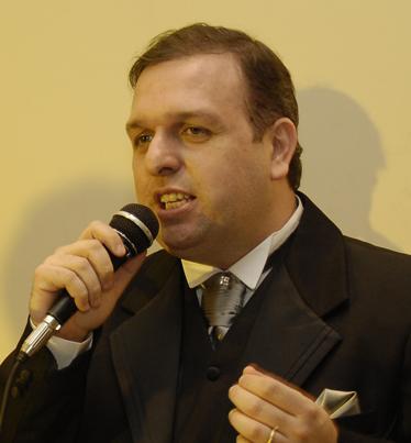 silviovidoto's profile picture. Engenheiro, jornalista e radialista. Sou fã de rádio AM.