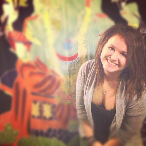 ericaelaine101's profile picture. hey im erica. i love music,yoga,food,camping,music festival,smiling,good energies, and a good time.