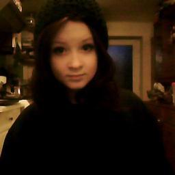 Hey I'm LeahJade;)