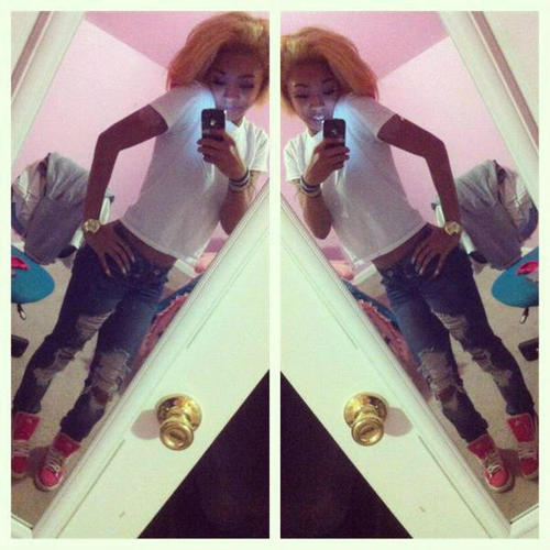 IBeezKeiko_Tho's profile picture. yo wasup follow me @IBeez_COOKIE @IBeezRay_tho @IBeez_Kylie @PrincetonMisfit my niggas