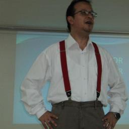 Okumayı doğadaki tüm canlıları bu nu düzeltiyorum. ama simdilik bu kadar. teknolojiyi severim. Kibirliler benden uzak dursun. kendini hükumet sananlar da....