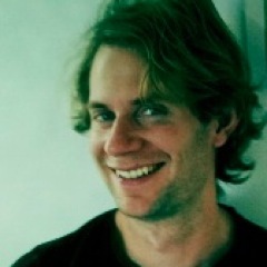 Lege. Forsker på nevrogenetikk, skriver for @Morgenbladet. Postdocstipend fra @Nf_folkehelsen. Connected to @UCLIoN. Også opptatt av miljø- og klimaspørsmål.
