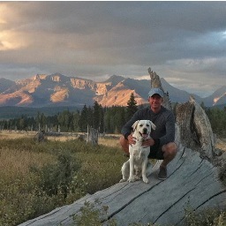 Christian, Entrepreneur, Photographer, Artist, Blogger, dog owner, networker, lover of: outdoors, animals, travel, good food, sports, & small business