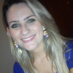 KahKrefta's profile picture. Eu, sou exatamente diferente porém muito igual a aquilo que se refere a tudo isso, que se junta a aquela outra coisa que sou eu mesma.