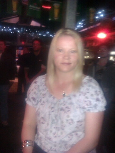 antootoole's profile picture. i am a mother to my 3 kids and all i want out of life is to make sure my 3 kids get d best out of life