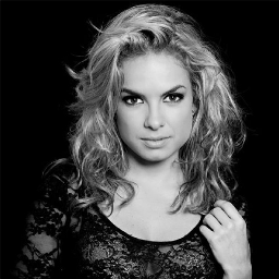 Sonhe tenha fé, seus sonhos irão se realizar, pra você princesa! 

Madrinha; @loveresrebelde