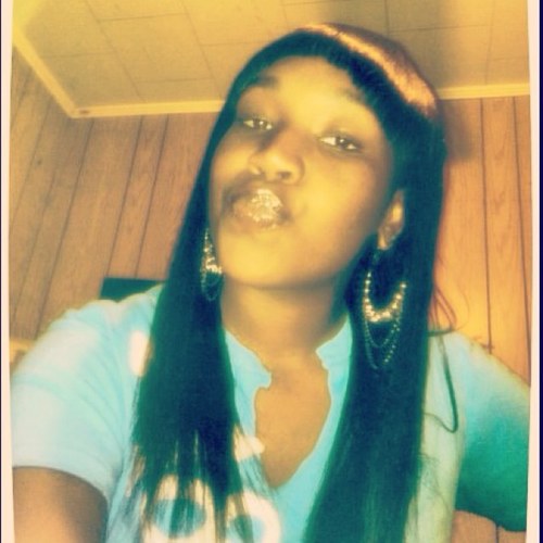 #TEAMOBAMA #TEAMFOLLOWBACK #INSTANTFOLLOWBACK #TEAMiPHONE4 #SENIOR