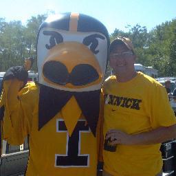 adamschmidt54's profile picture. 