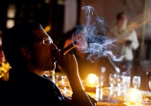 Aficionado al buen cine, el buen vino, los buenos libros y a una buena conversacion
