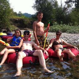 Empty-nester; paralegal for work; work to play; health nut; yogi; polar-plunger; foodie; family, friends and fun! gratitude+joy 💛