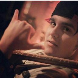 Criado - 17/07/2010 Fc oficializado pela propria produçao do LS dia 31/03/2011.... seguido pelo @AJ__26 dia 10/01/2012 e seguido pelo @luansantana (_/_/_)