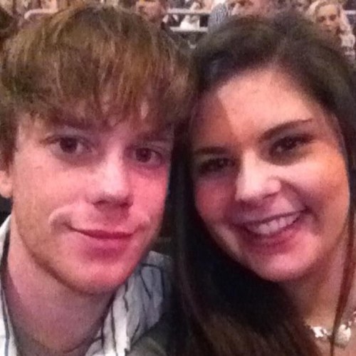 YouKnoZo's profile picture. 