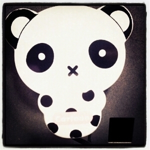 this is my alter ego... i like YG Family!! 2ne1 and Bigbang.. new blackjack and VIP.. ;) i stan yg family..
