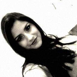 Corinthiana roxaa,SUD, do signo de touro, 16 anos de idade , filha unica haha, chata , insegura, ciumenta , e mimada !