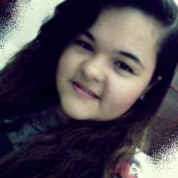 Muito ciumenta, ansiosa, corinthiana, nervosa, alegre,me irrito fácil e super fã da Avril Lavigne ♥......
