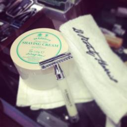 iShavestore's profile picture. Wet Shaver, Crave to Shave,  Learn to get a close shave for the first time