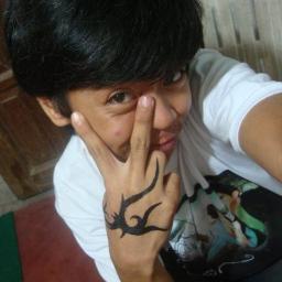 MAGANDA, MAPUTi, MATANGKAD, MAALiNDOG yang ang mga bagay na wala ako kaya wag mo nang hanapin. 
Chinese Garter, 10-20 and Jack Stone Varsity Player. Bampira