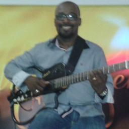 Leandro Vicente Lança seu primeiro CD -MPB gospel- produzido por JOÃO CASTILHO. leandrovicenteoficial3@gmail.com