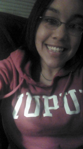 HEYY!!!! I'M JB :)