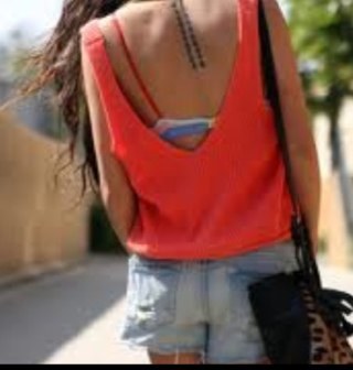 sshit_happenss's profile picture. #teamfollowback