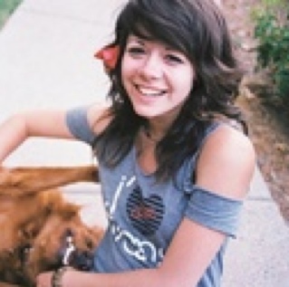 VampyTay_EPA's profile picture. ||Misfit, singer, vampire ||Power to control animals & super strength ||16 ||Single ||