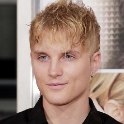 _ReidGarwin's profile picture. I'm trying to control my power so I can get my family back, but it continues to consume me. [Roleplay / 21+ / MC / AU / #NotLooking]