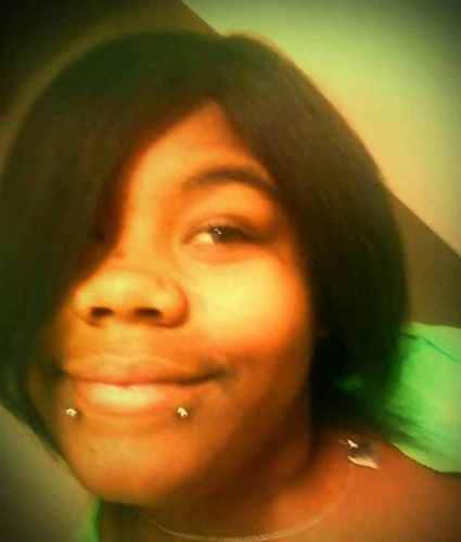 ¡Follow Yur Chickk TajaMoe Its 2013 New Year New Me, Fuck With Me { Gr8 Loud};)!